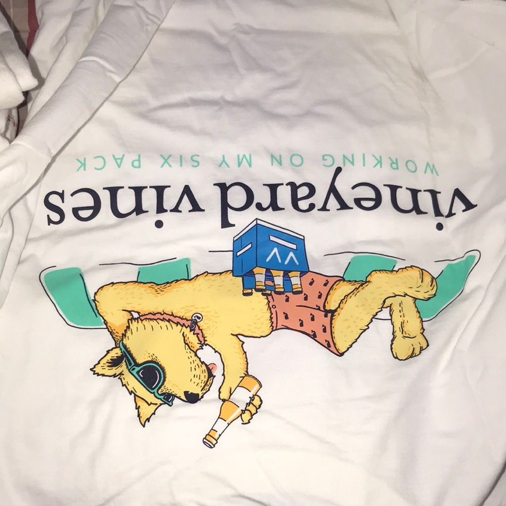 Vineyard Vines White Shirt with Blue and Yellow Logo - Picture 3 of 3